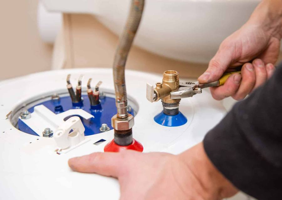 Water heater replacement and installation in Pomona, CA